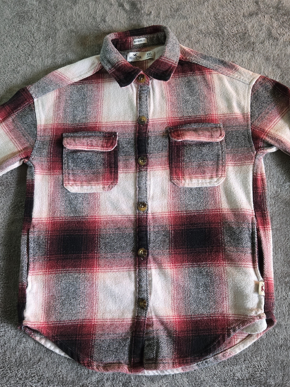 Hollister Men's Black, Red and White Plaid Button-Down Shirt